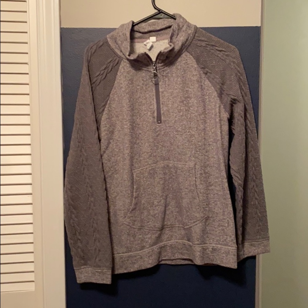Others Follow Long sleeve pullover